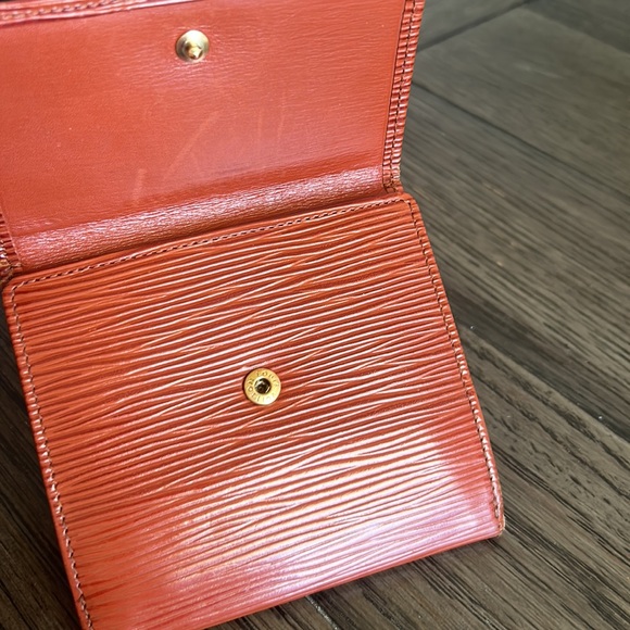 LV Cognac Epi Dual Snap Wallet - Picture 11 of 16